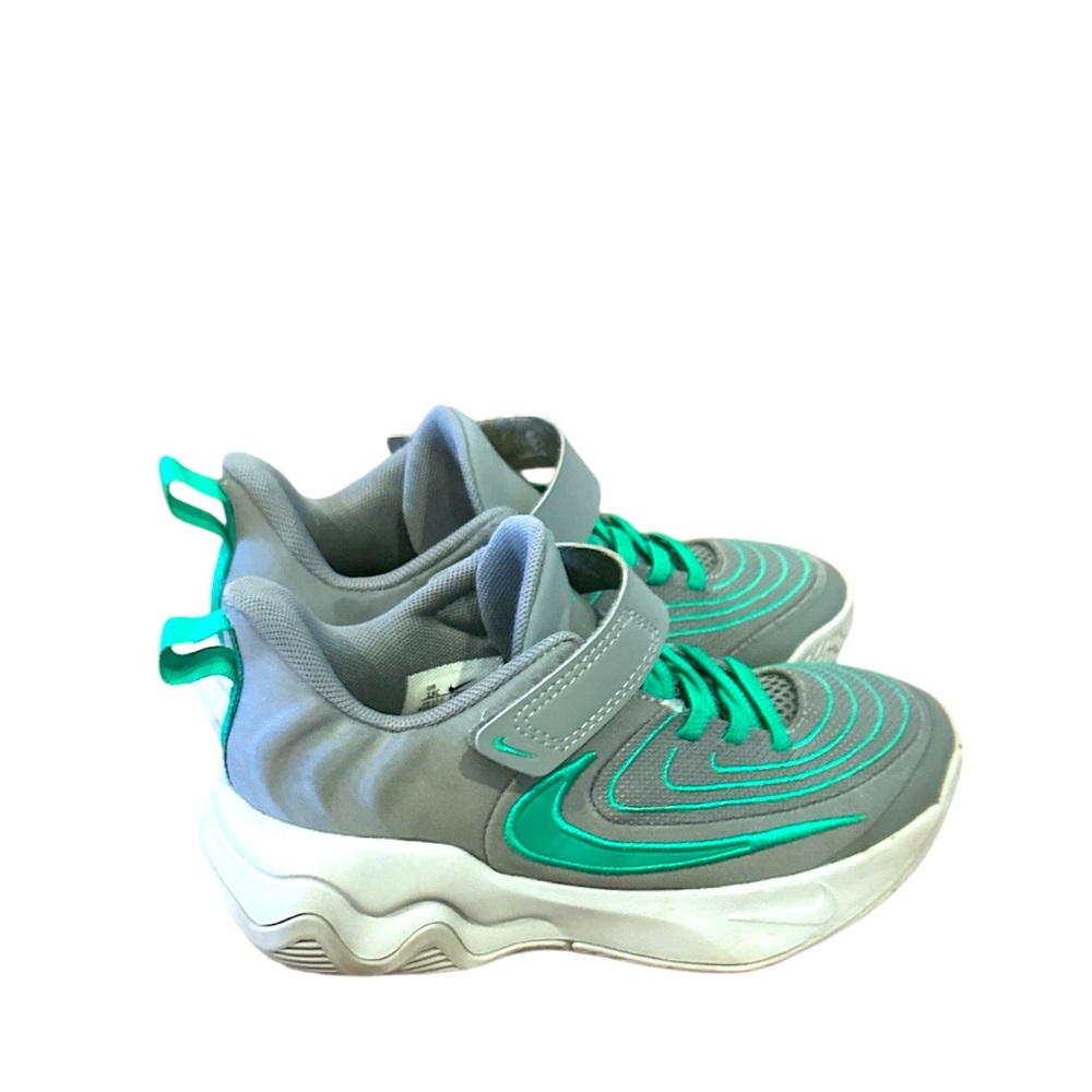 Boys Nike Sneakers Size 13